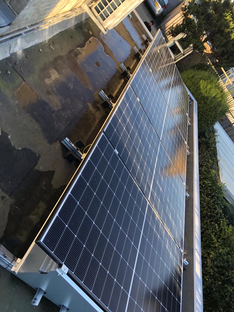 Efficiënte zonne-energieoplossing in Apeldoorn