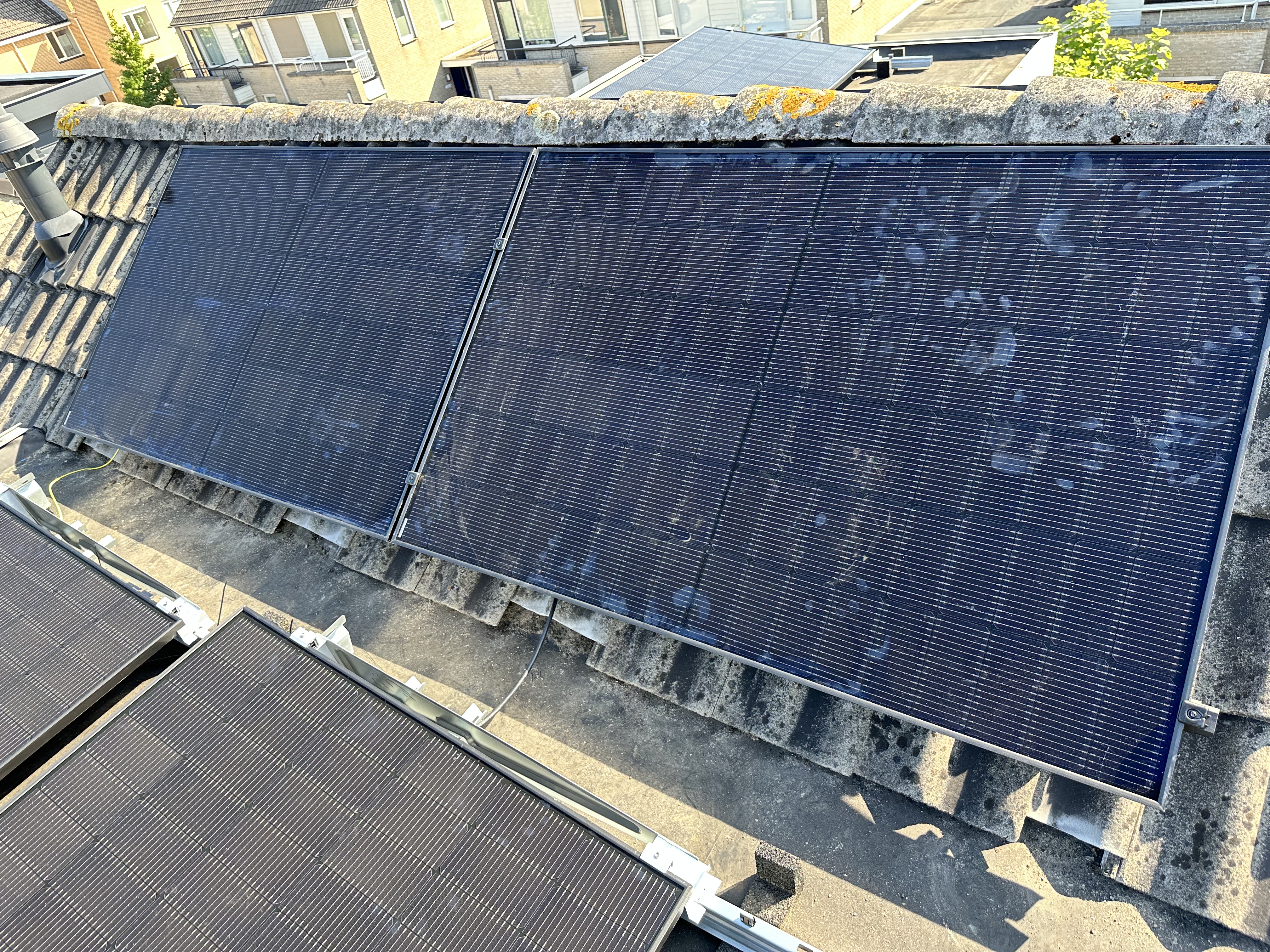 14 Jinko zonnepanelen met Enphase omvormers in Apeldoorn