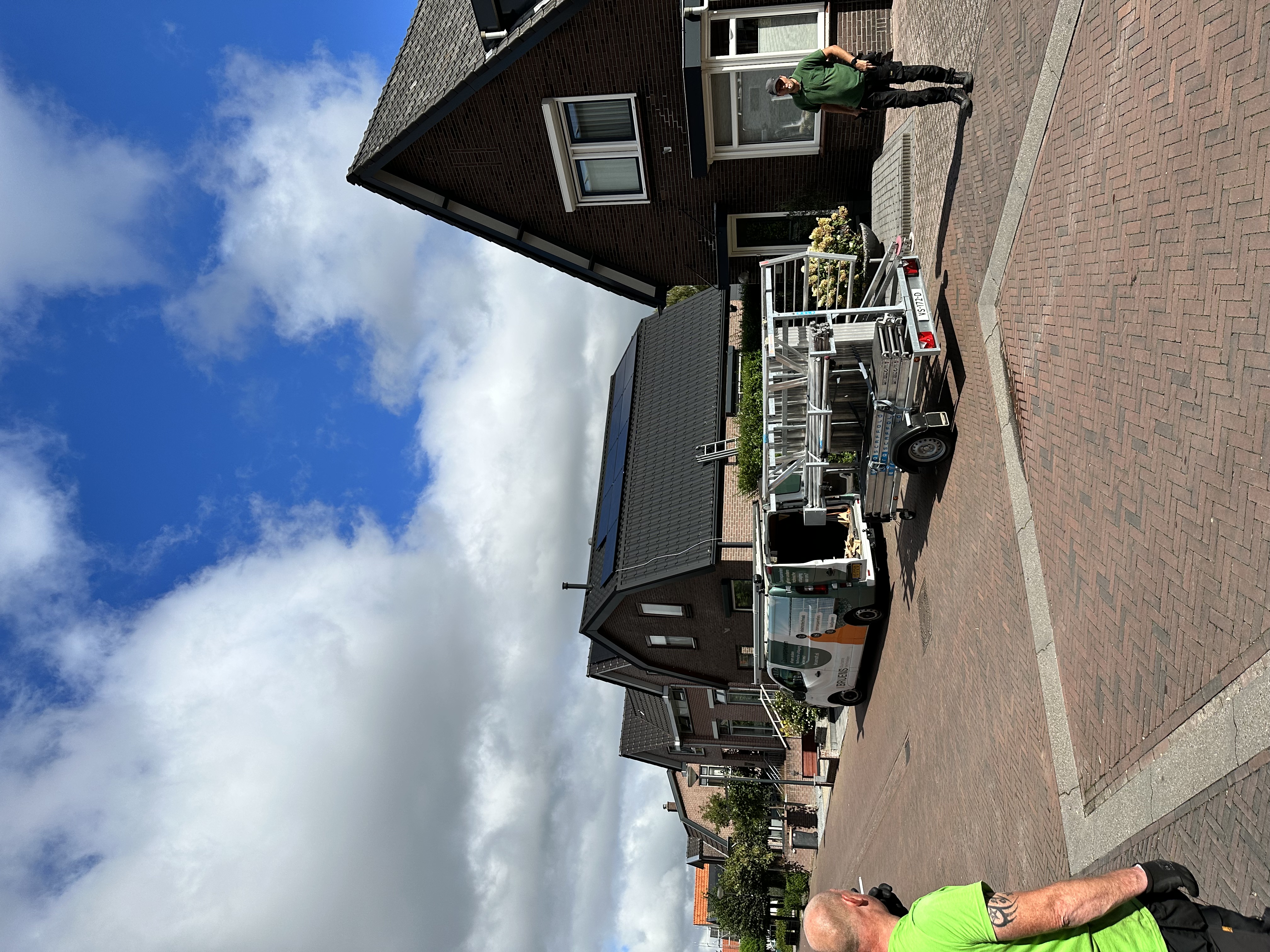 13 Jinko zonnepanelen in Apeldoorn