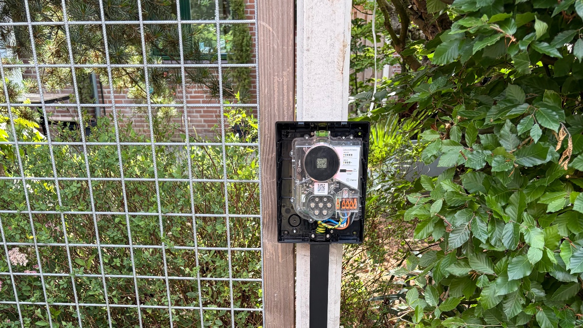 Slimme Zaptec laadpaal in Apeldoorn