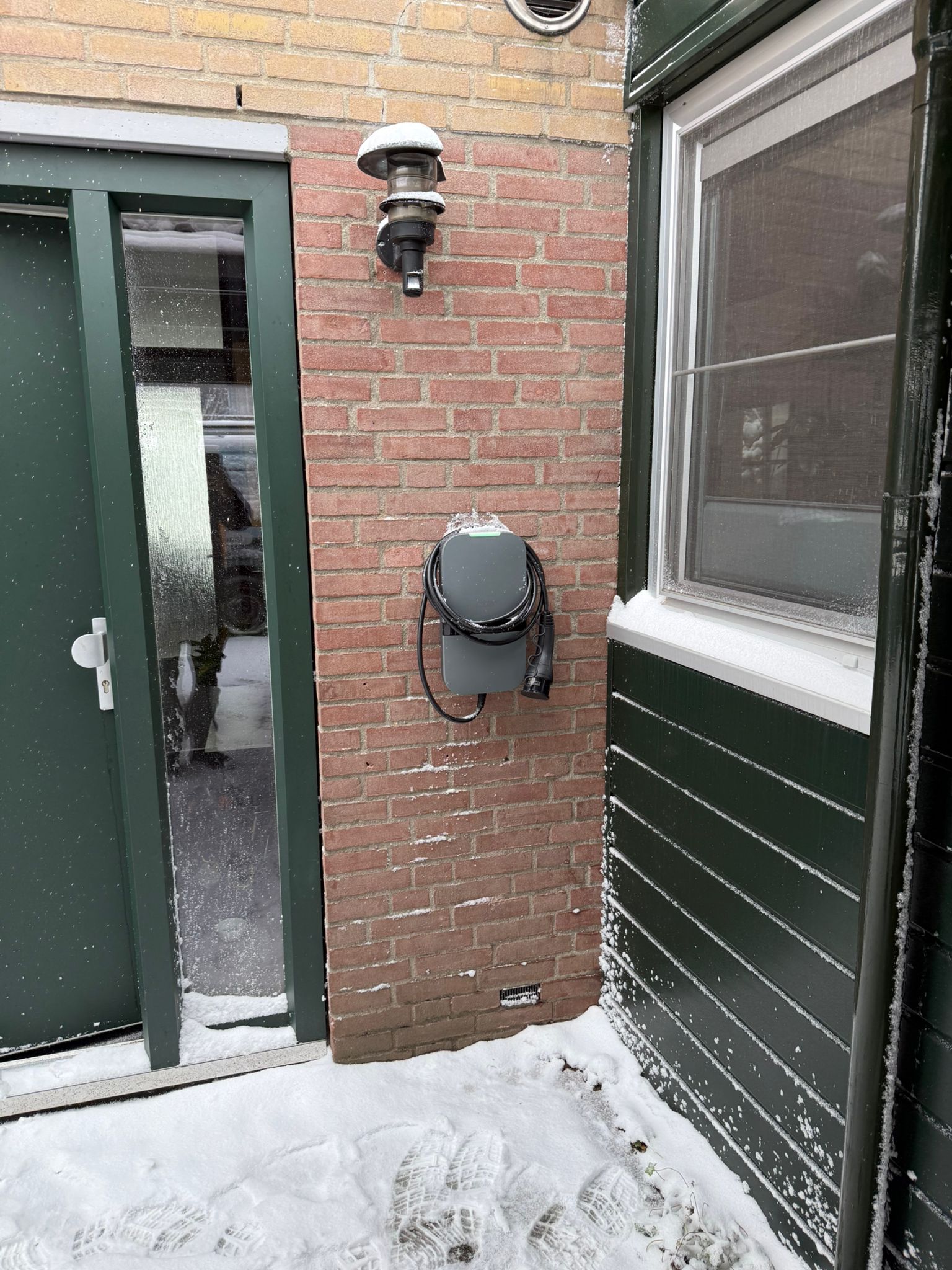 11kW Peblar laadpaal met loadbalancing in Apeldoorn