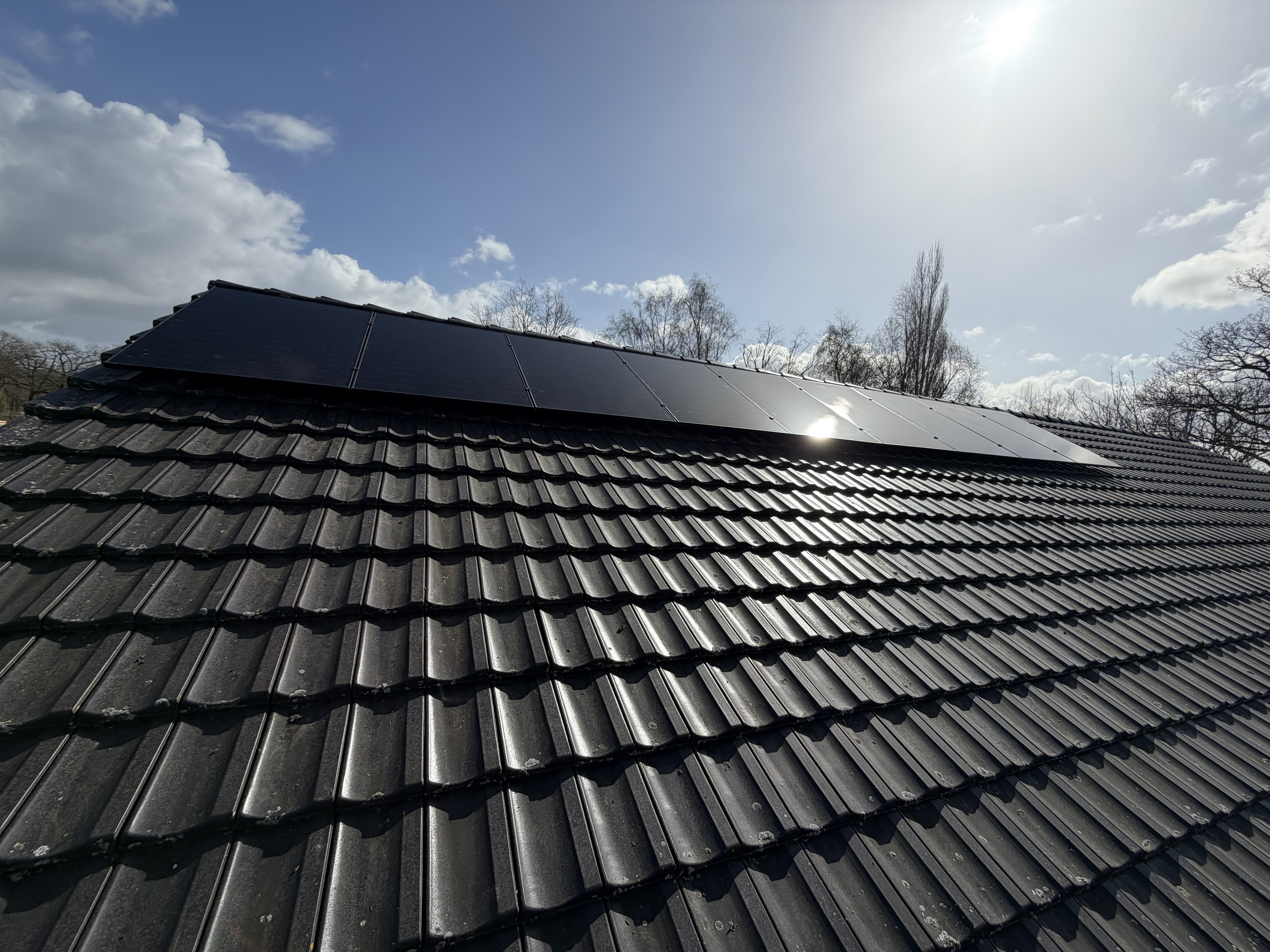 18 zonnepanelen geplaatst in Lieren