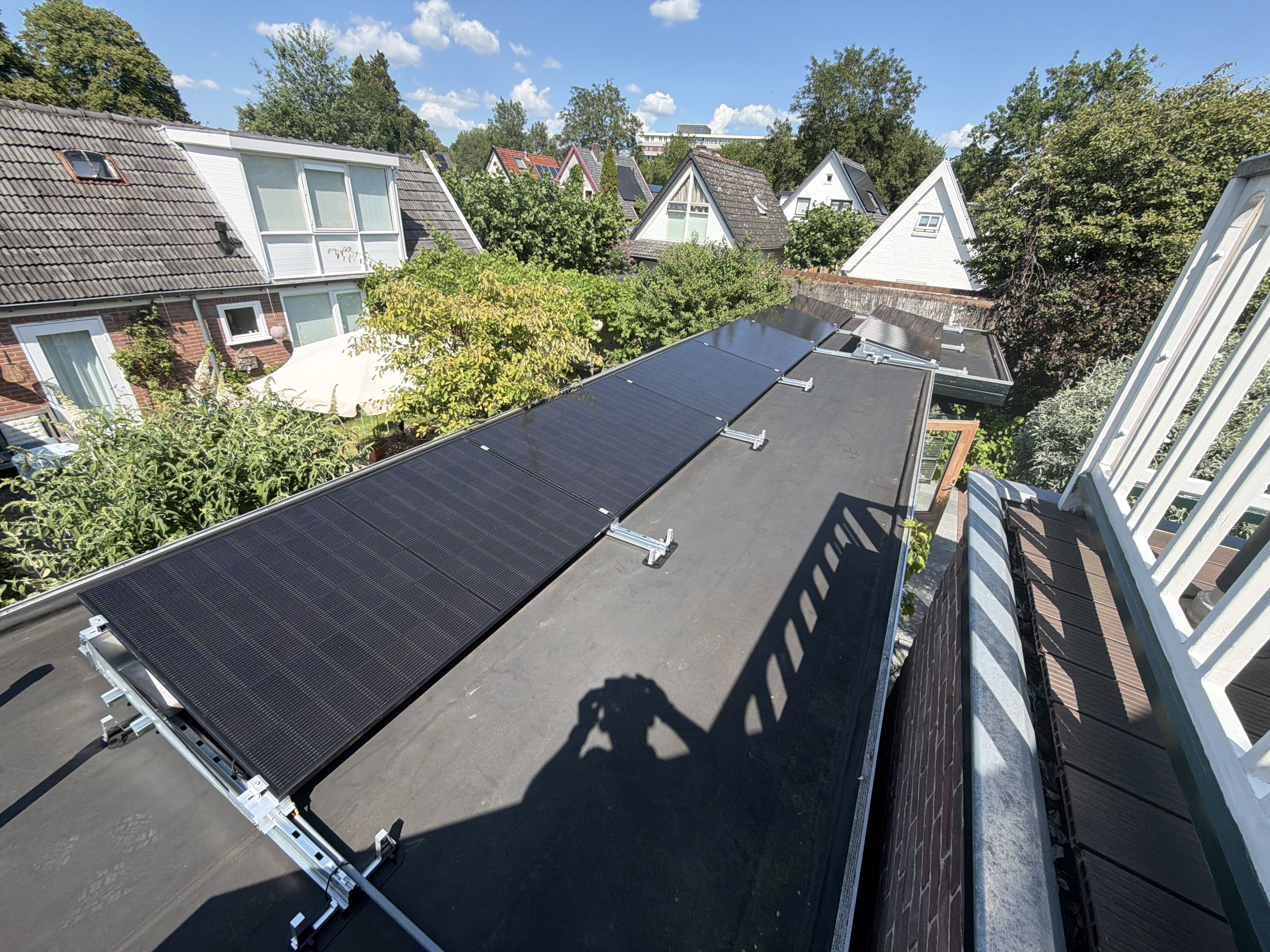 Zonnepanelen op plat dak in Apeldoorn